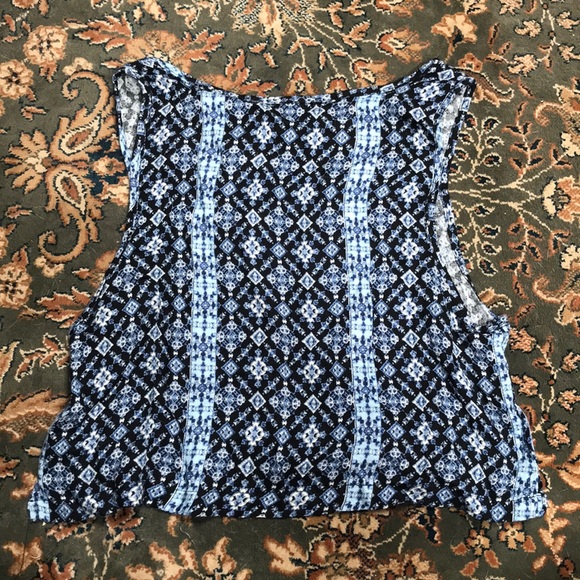 forever 21 patterned cropped tank top - Picture 3 of 3